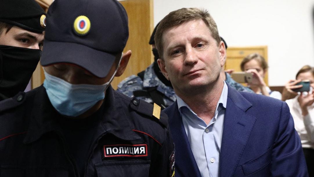 Экс-губернатору Фургалу запретили переписку и свидания. Он уже два года не видел и не слышал родных 