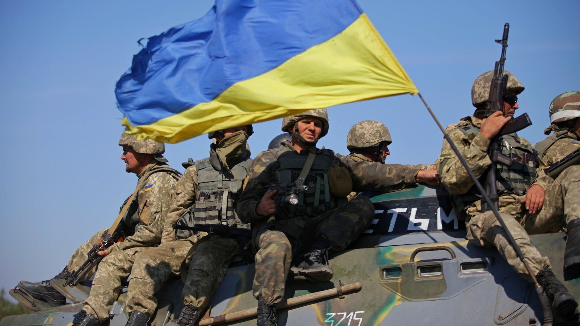 ВСУ готовятся к бою в Донецкой области, разведка США допускает потерю территорий ВС РФ в Херсоне. Главное о контрнаступлении к этому часу