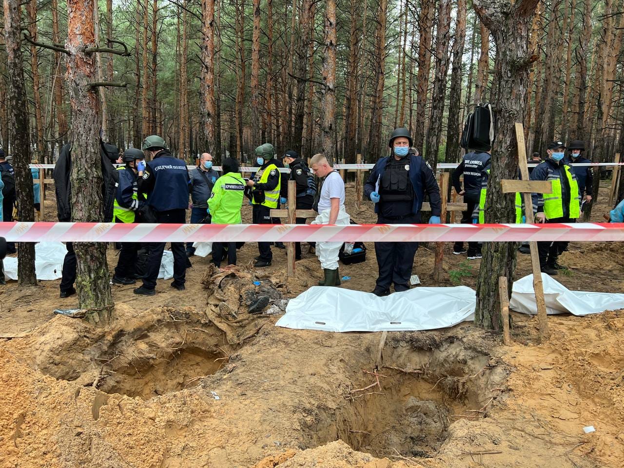 Глава МИД Чехии предложил создать специальный международный трибунал для россиян, виновных в массовых убийствах в Изюме