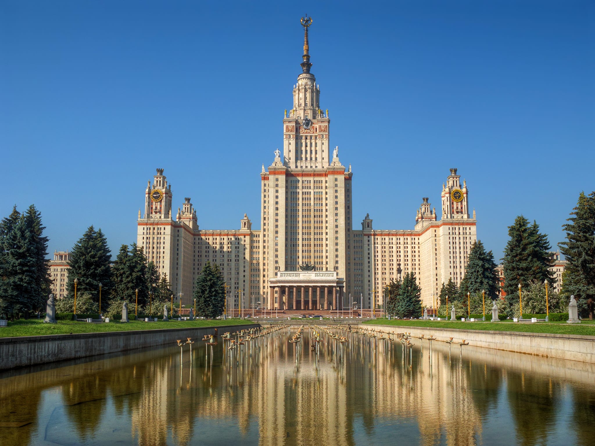 «Единая Россия» предложила давать академотпуск студентам за участие в войне в Украине