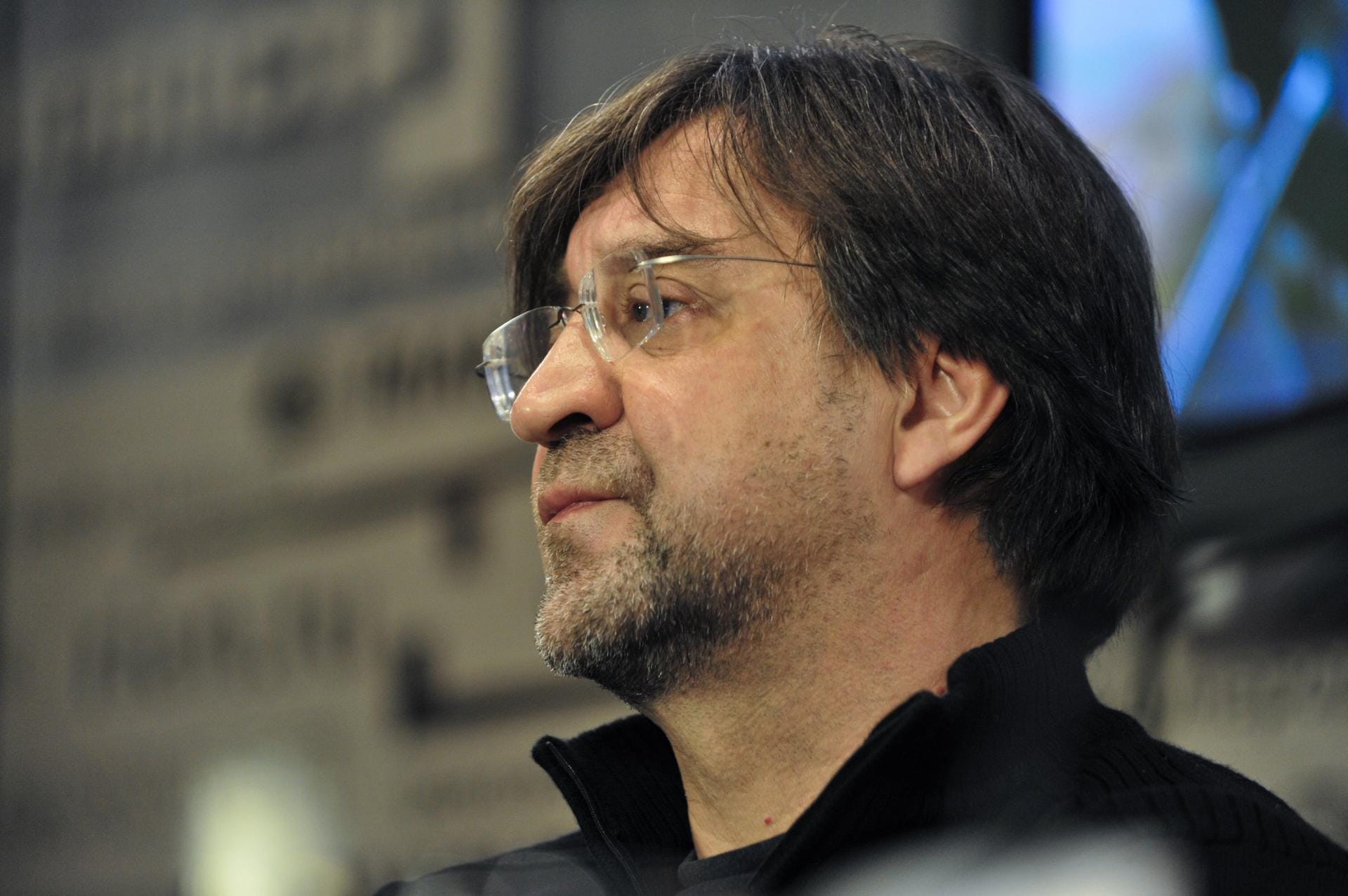 Жалобу адвоката Шевчука на постановление судьи о штрафе сняли с рассмотрения