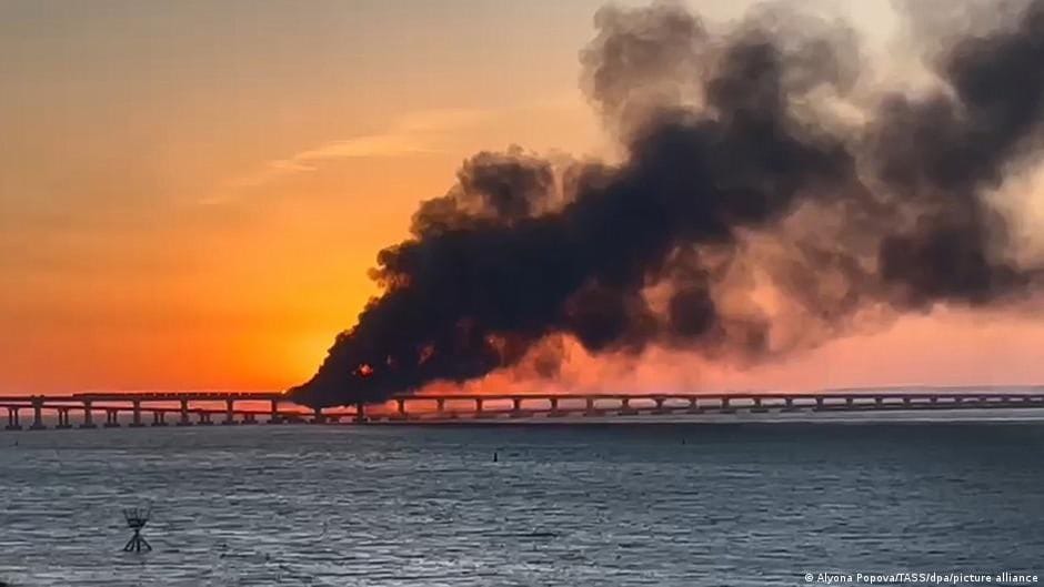 СК возбудил дело после взрыва на Крымском мосту