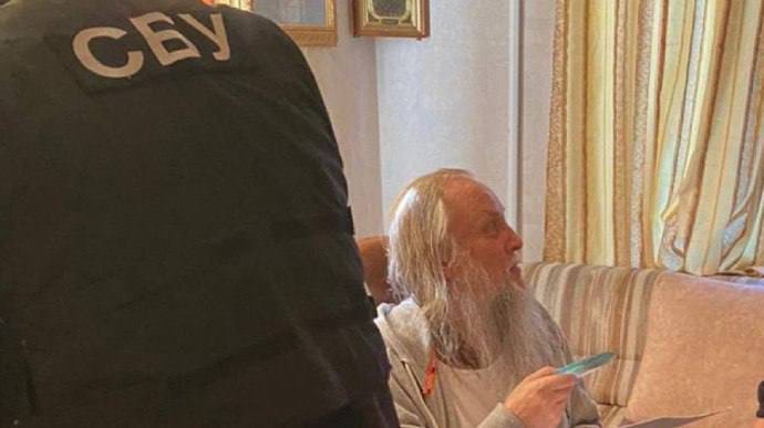 СБУ проводит обыски у митрополита УПЦ Московского патриархата Ионафана