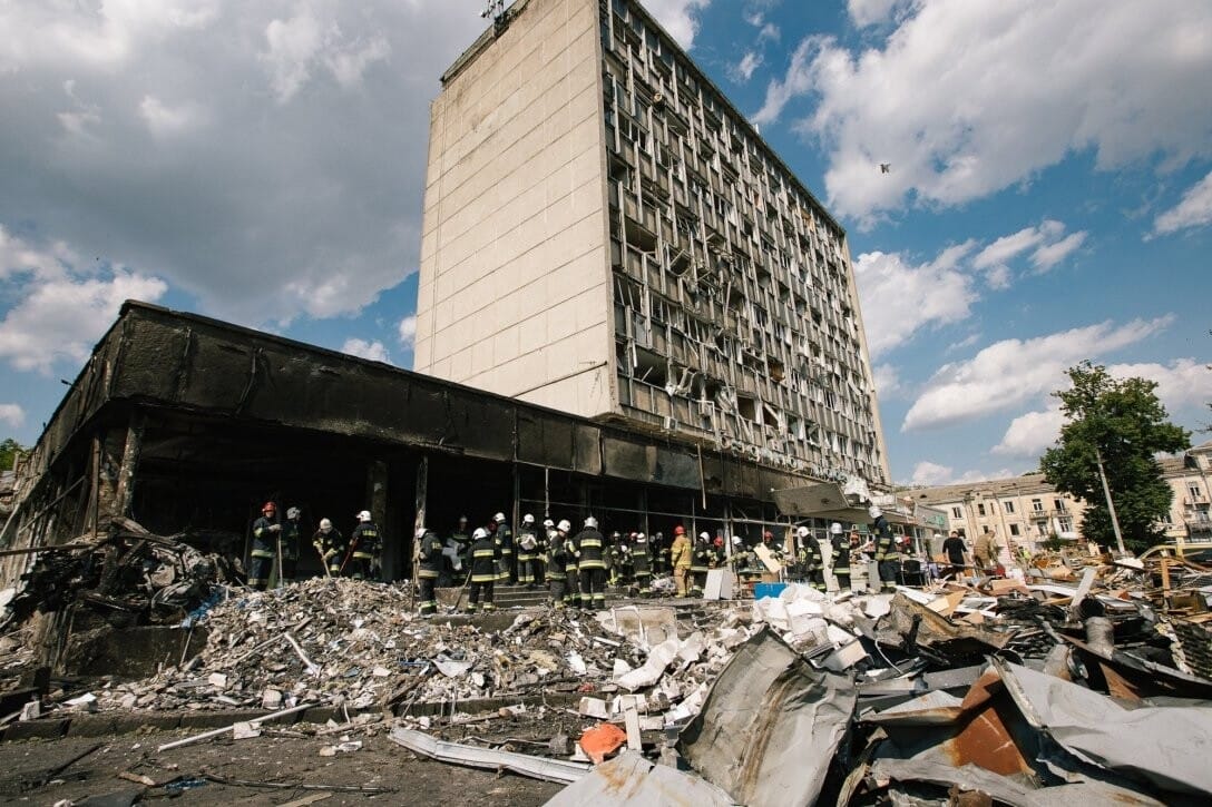 «Вынужденная и неизбежная ответная реакция». Как Путин пытался оправдаться перед Шольцем за ракетные удары по украинским городам