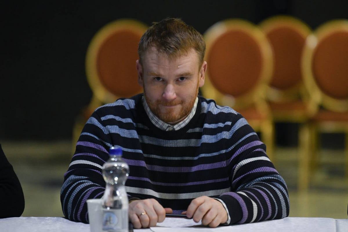 В Екатеринбурге полицейские пришли к директору музея истории города Пушкареву. Ранее Пригожин потребовал от мэра уволить его