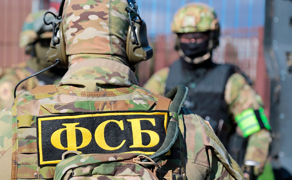 ФСБ сообщила о разоблачении террористической ячейки, вербовавшей боевиков для отправки в Сирию