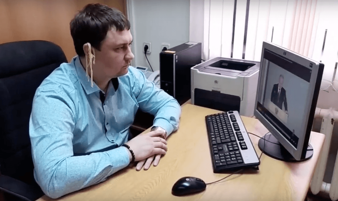 Самарский депутат-коммунист прослушал обращение Путина с лапшой на ушах. В КПРФ пообещали принять меры