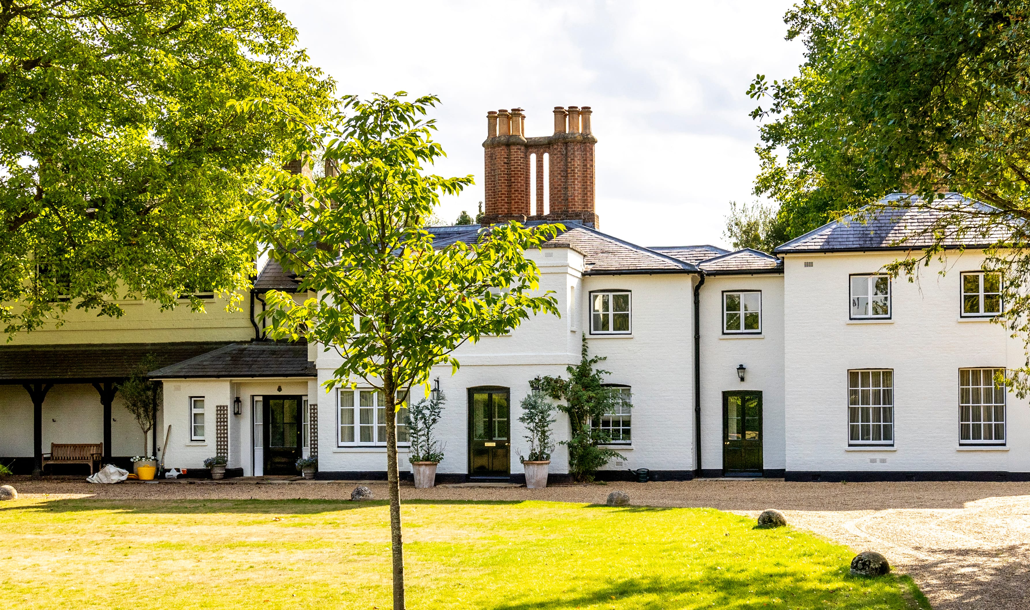 Принца Гарри с женой выселили из британской резиденции после выхода его автобиографии