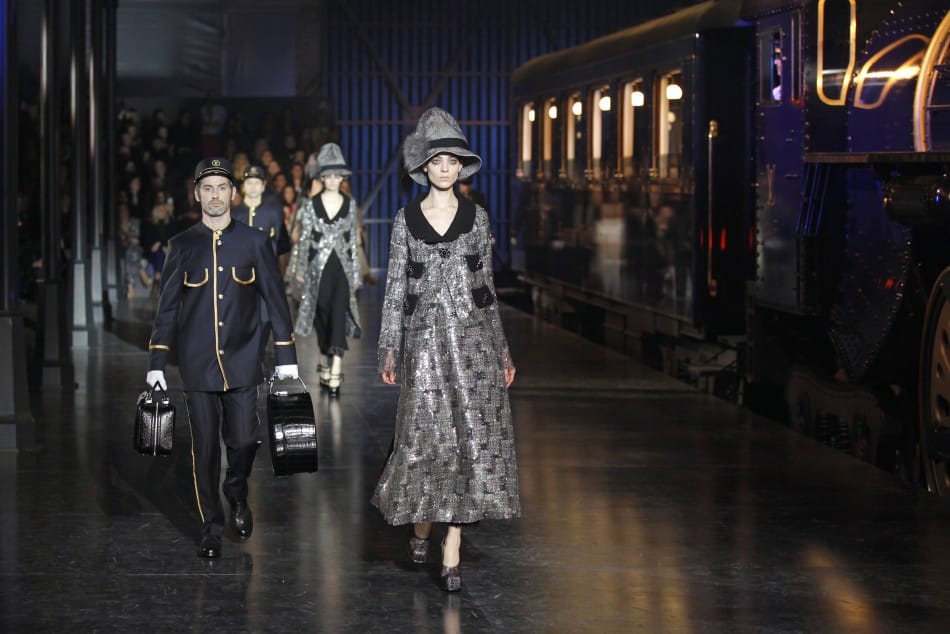 В Louis Vuitton запретили нанимать слишком худых моделей