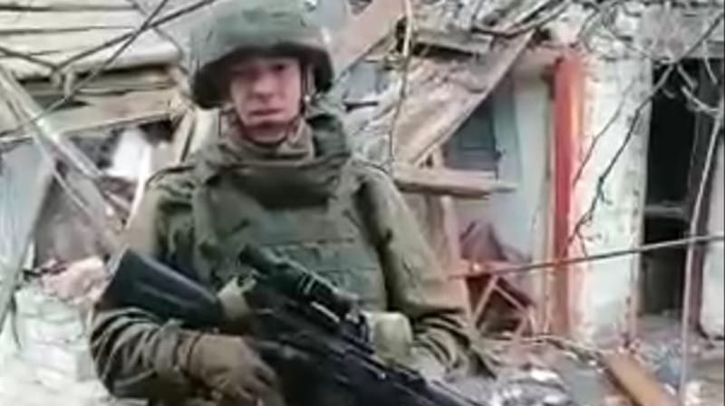 Мэр приморского города, объявленный в розыск за мошенничество, сбежал на войну