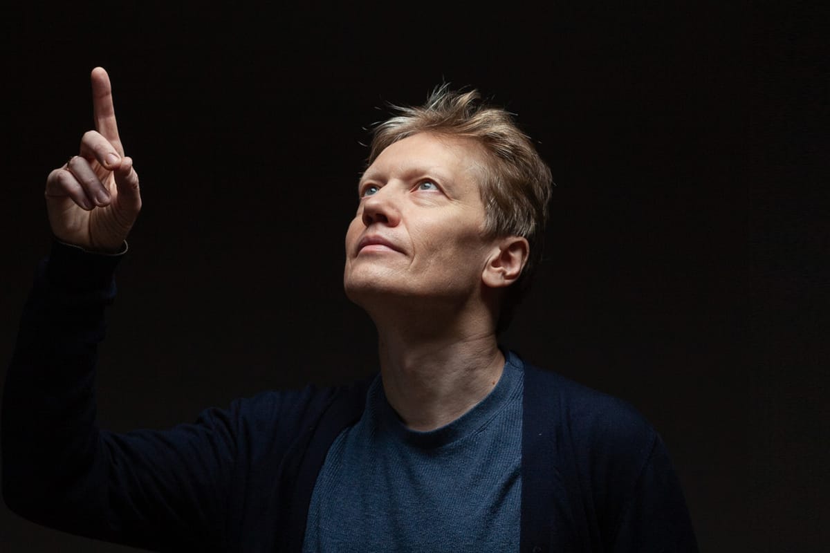 «90% ученых просто по определению никуда не денутся, останутся в России» — астрофизик Сергей Попов 