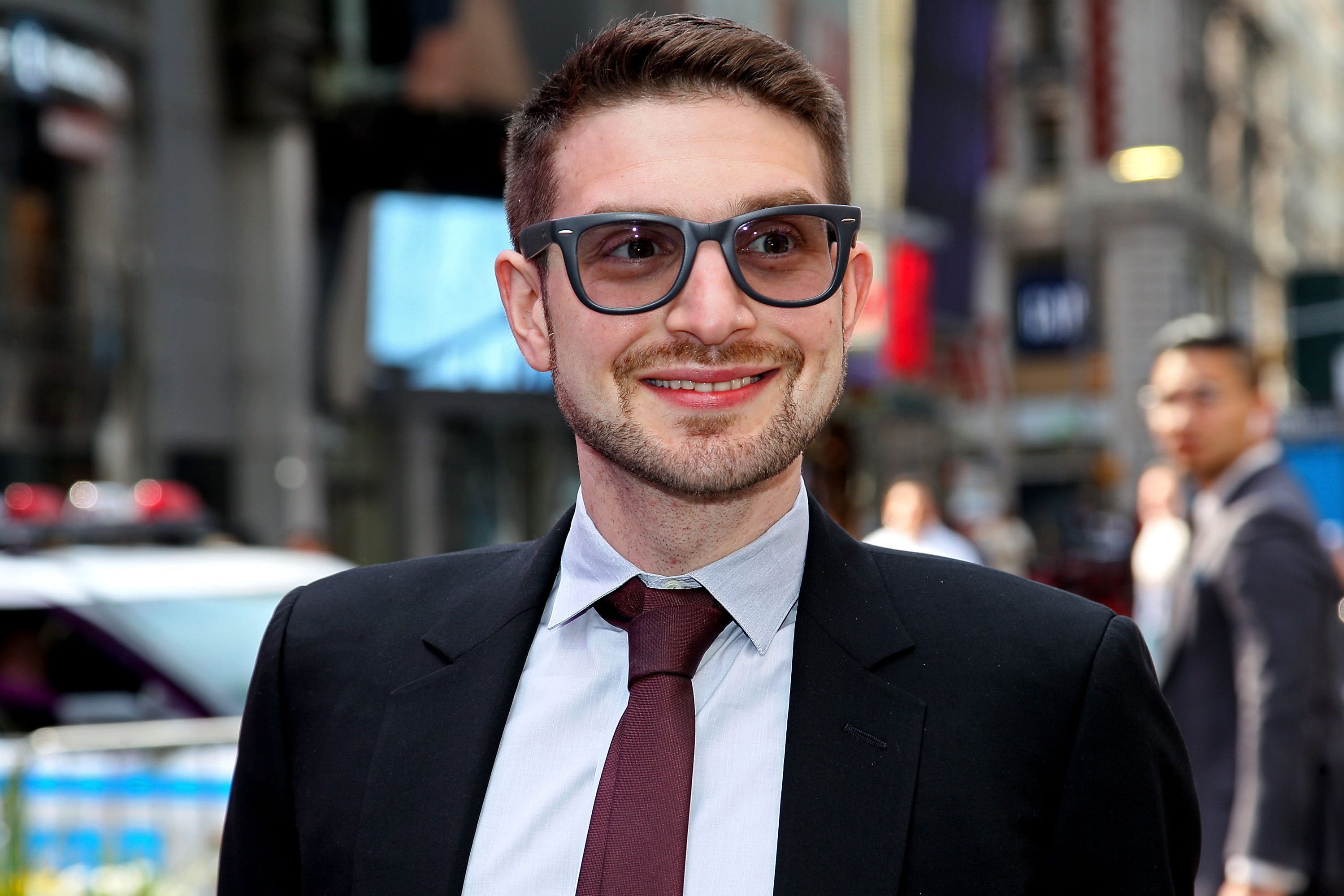 Джордж Сорос передаст контроль над своей бизнес-империей сыну Алексу. Тот обещает не допустить возвращения Трампа