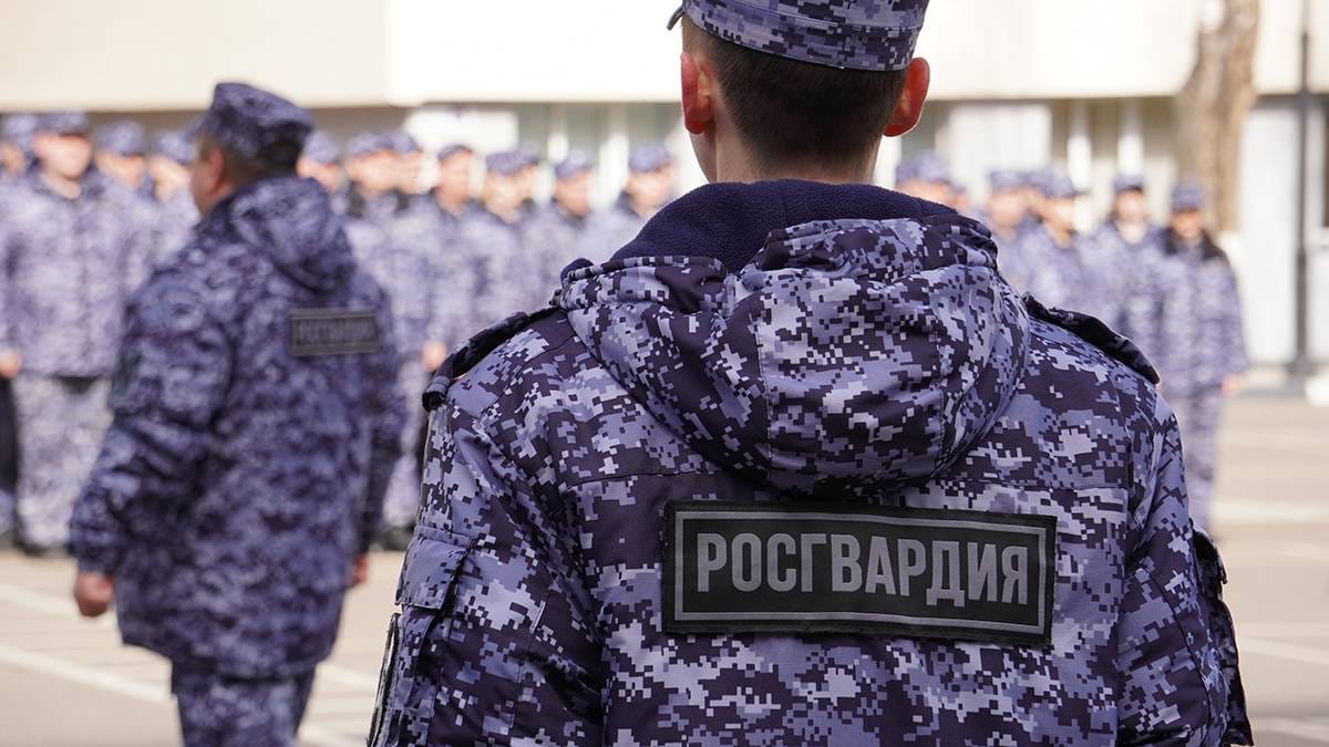 У Росгвардии появятся тяжелое вооружение и танки, вопрос уже обсудили с Путиным — Золотов