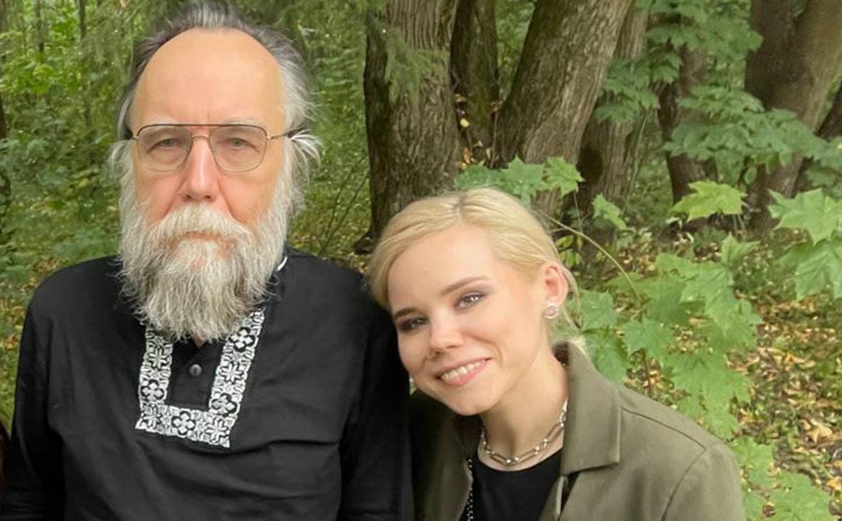 Глава СК РФ подтвердил арест полицейского за «пробив» Дугиной и назвал имя еще одного фигуранта дела