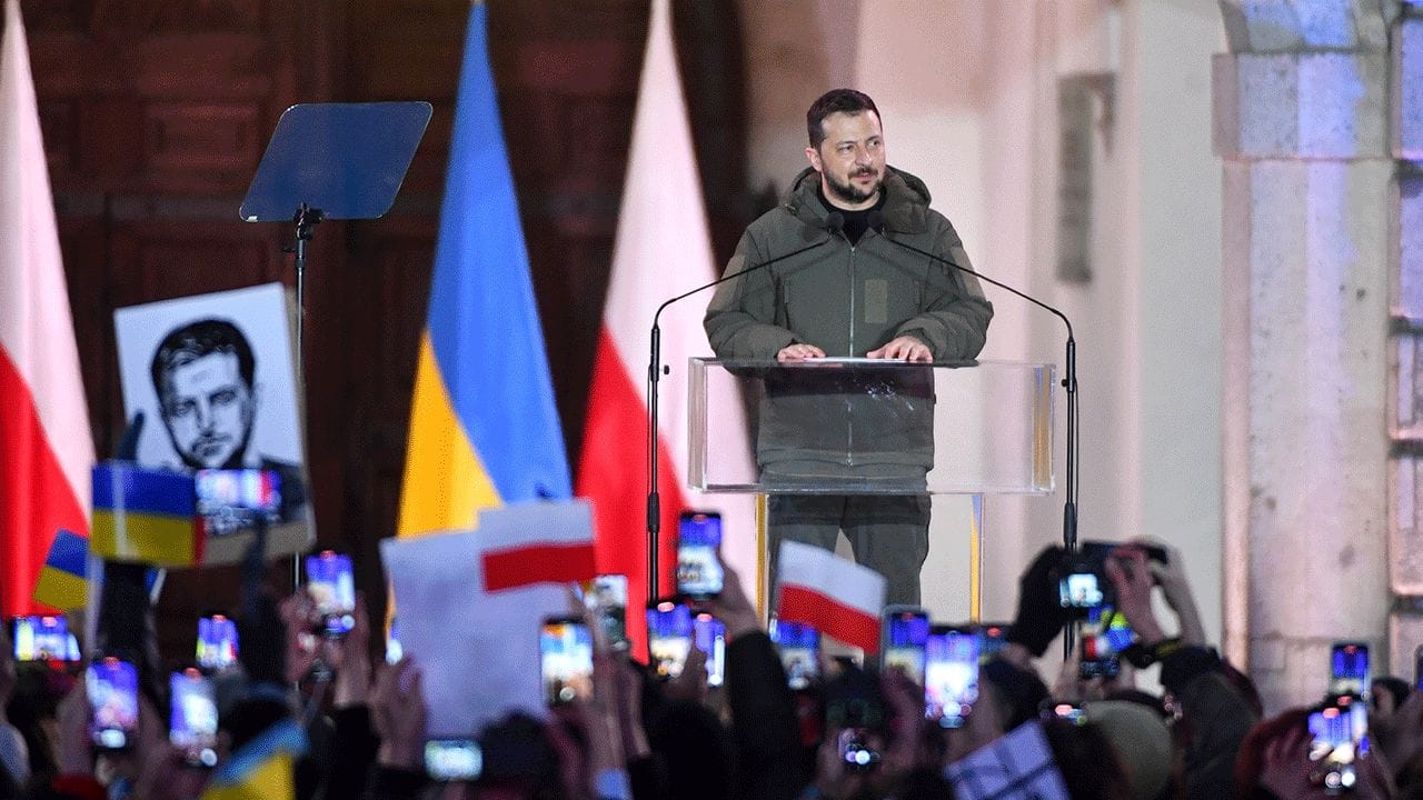 Программа «Время» сообщила, что в Польше стали резко критиковать Зеленского. Сослалась она на статью чешского прокремлевского пропагандиста