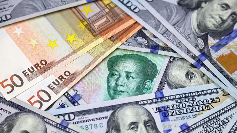 Центробанк перестанет закупать валюту на нефтегазовые сверхдоходы, потому что слабый рубль стал невыгоден государству — экономист Надоршин