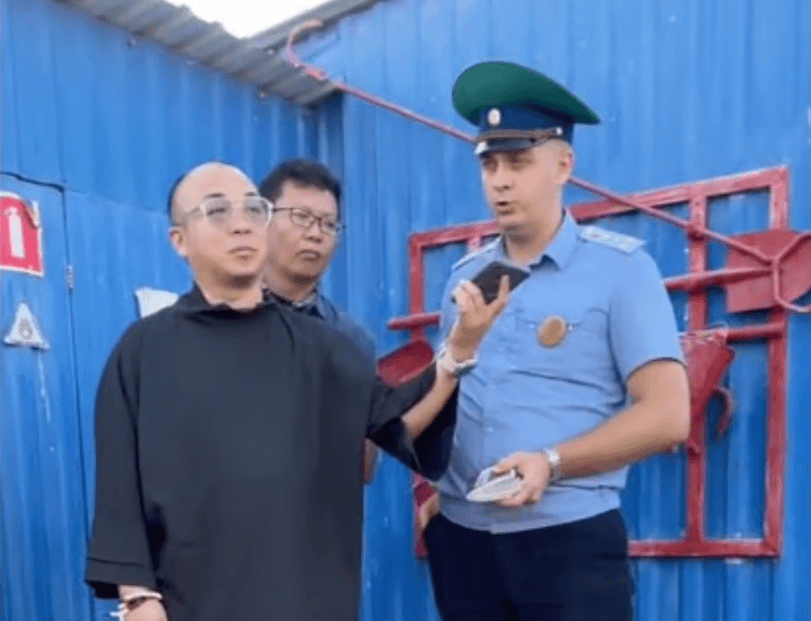 Посольство Китая в Москве заявило протест РФ в связи с «варварским» обращением российских пограничников с китайскими туристами