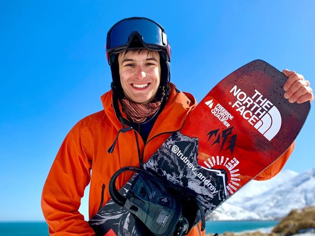 T-invariant: Основателями Z-объединения в МГУ оказались дети вице-премьера Трутнева. Они собирают амуницию для россиян, воюющих в Украине