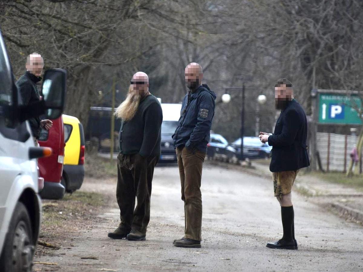 В Германии запретили неонацистскую группу Artgemeinschaft. Силовики провели обыски в домах ее членов