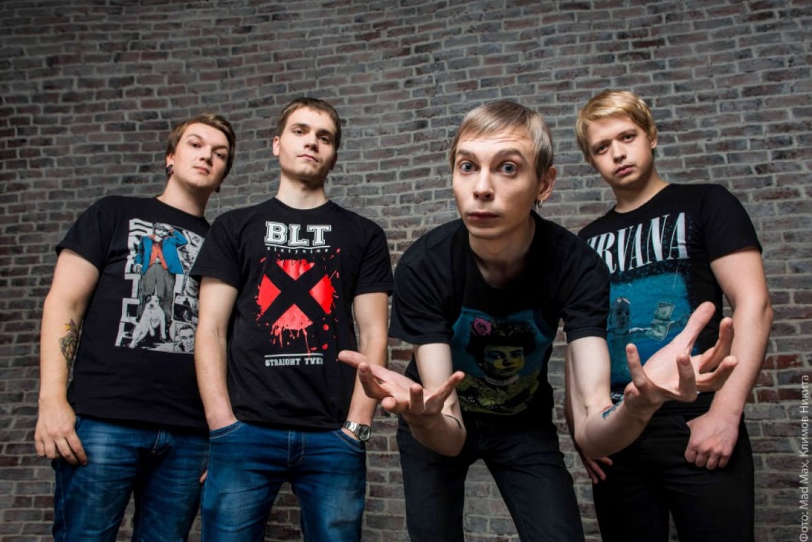 «В морге вчерашний диктатор, а теперь просто мертвый старик». Из «Яндекс.Музыки» исчезла песня «Это пройдет» группы «Порнофильмы»