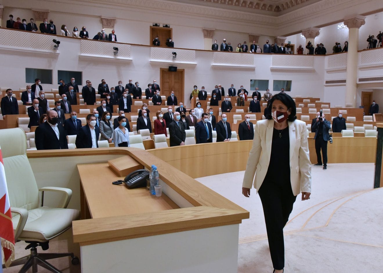 Импичмент президента помешает Грузии получить статус кандидата в ЕС, это часть пророссийской политики правящей партии — эксперты