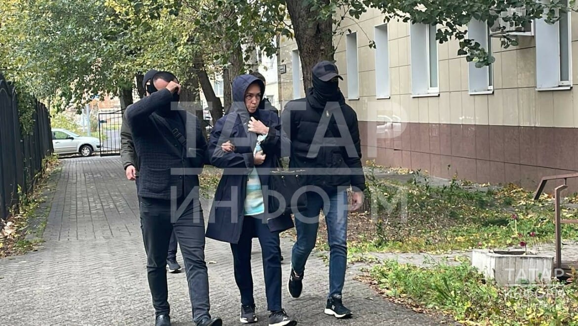 В Татарстане задержали редактора «Радио Свобода» Алсу Курмашеву. Ей грозит заключение сроком на пять лет