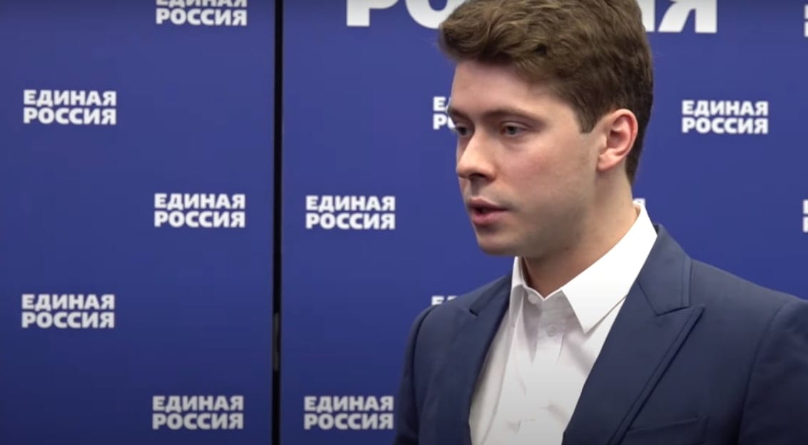 Сын Дмитрия Медведева, телеканал «Царьград» и Росфинмониторинг попали под санкции ЕС