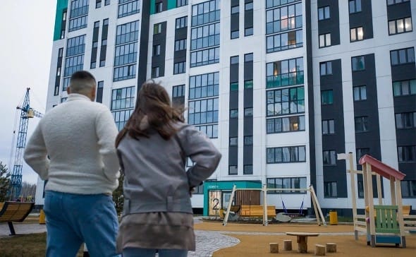 В Думу внесли закон, позволяющий ЦБ ограничивать выдачу ипотечных кредитов на фоне резкого роста спроса на льготную ипотеку