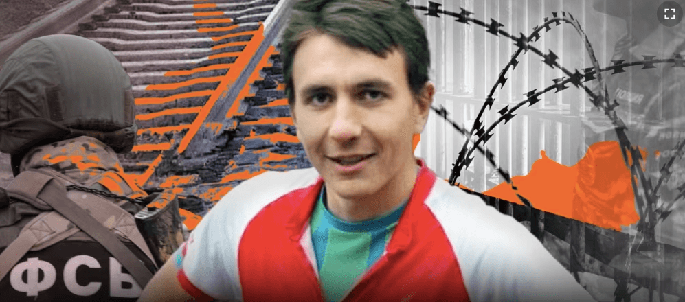 Крымчанину, обвиненному в диверсии на железной дороге, ужесточили обвинение. Он заявлял, что силовики пытали его и угрожали убить его мать