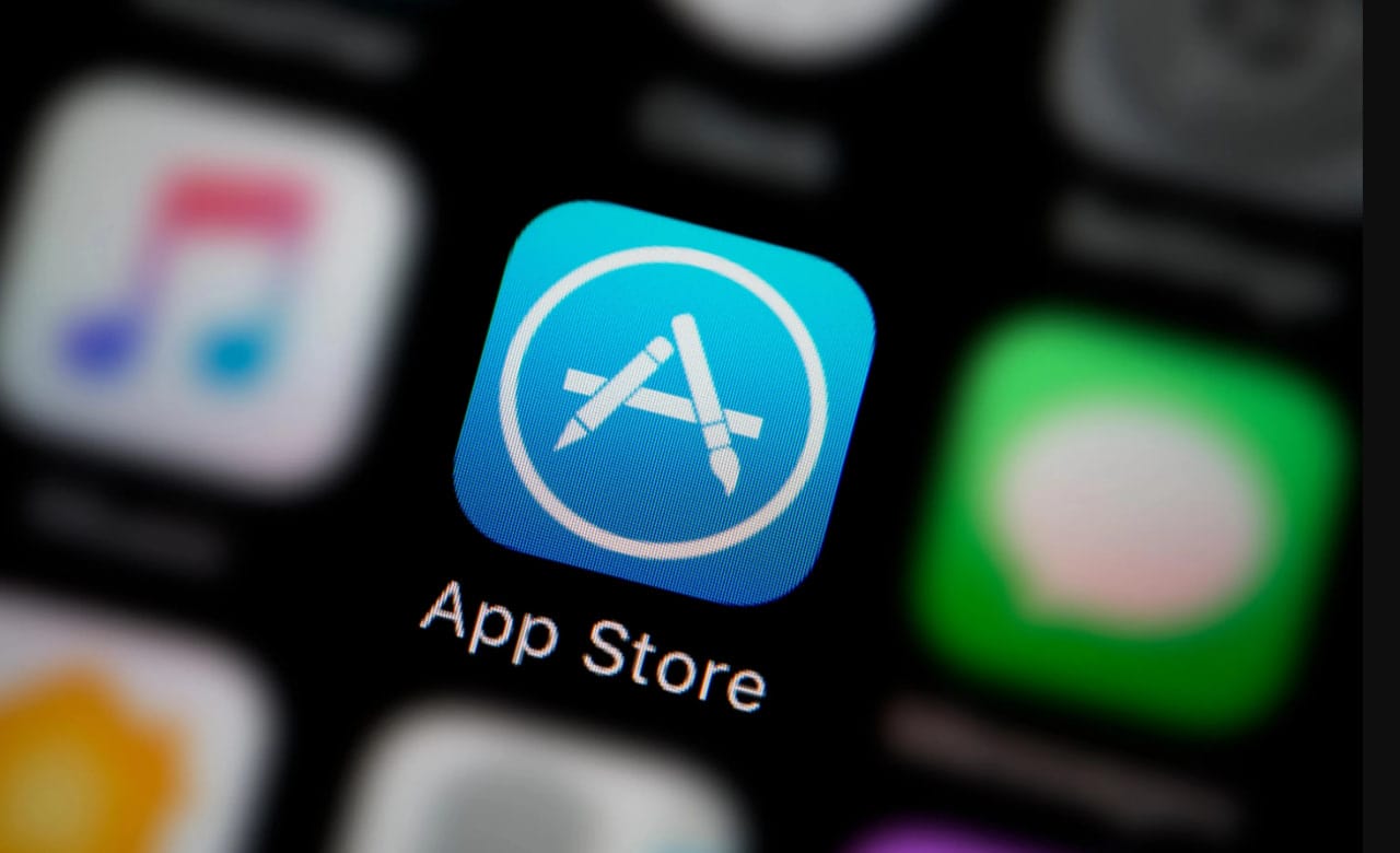 Apple разрешила сторонние магазины приложений на iPhone в Евросоюзе