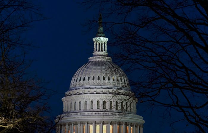 Законопроект о военной помощи Украине прошел первое процедурное чтение в Сенате США