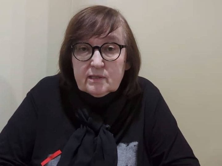 Russian authorities release Alexei Navalny's body to his mother, ending week-long standoff