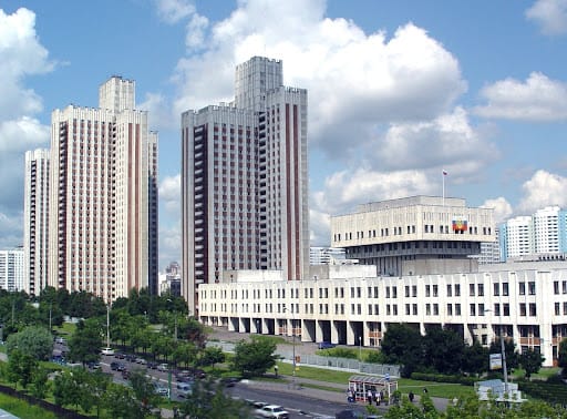 «И не дай бог, вас загребут». Студентам РАНХиГС пригрозили отчислением за участие в митингах в день похорон Навального — «7х7»