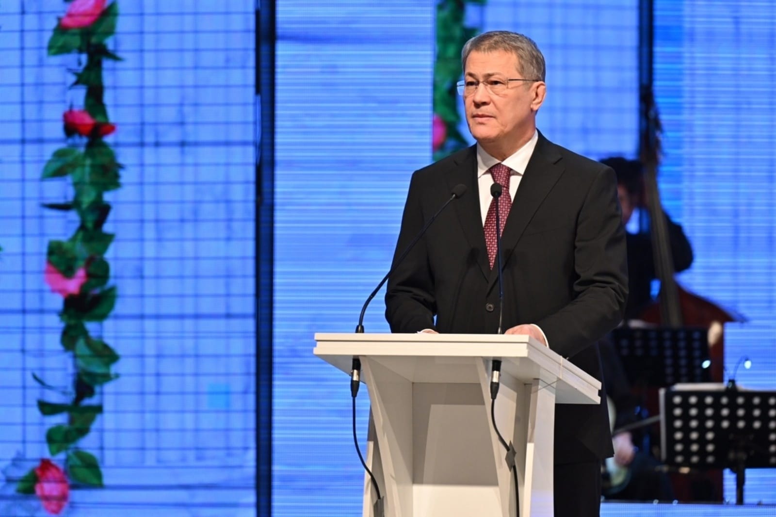 Команда КВН записала извинения на камеру из-за шутки про главу Башкортостана и массовые протесты в Баймаке