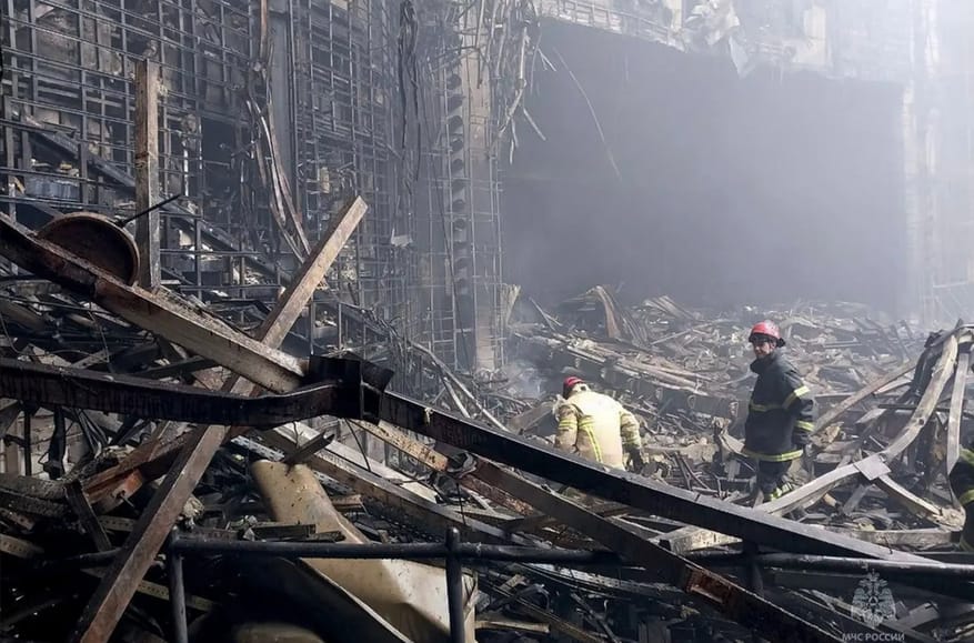 Следователи изъяли в МЧС документы о пожарных проверках «Крокус Сити Холла» — ТАСС