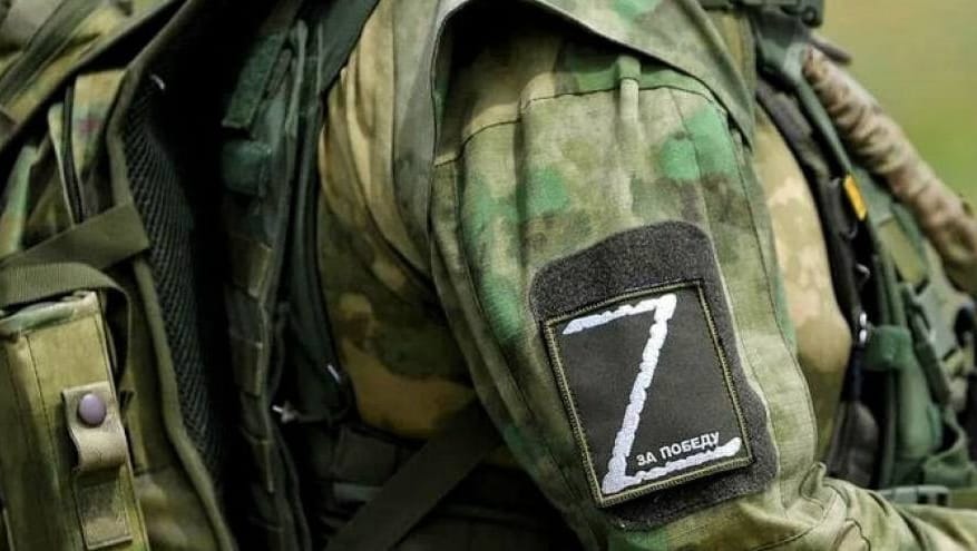 Prison rules, “meat grinder” assaults, and golf carts instead of tanks: The state of the Russian army after two years of war