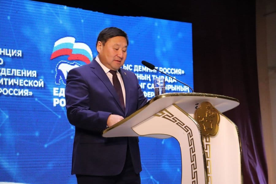 Кремлю пришлось вмешаться в конфликт между нынешним и бывшим губернаторами Тувы. Последний угрожал сорвать выборы в республике — URA.RU