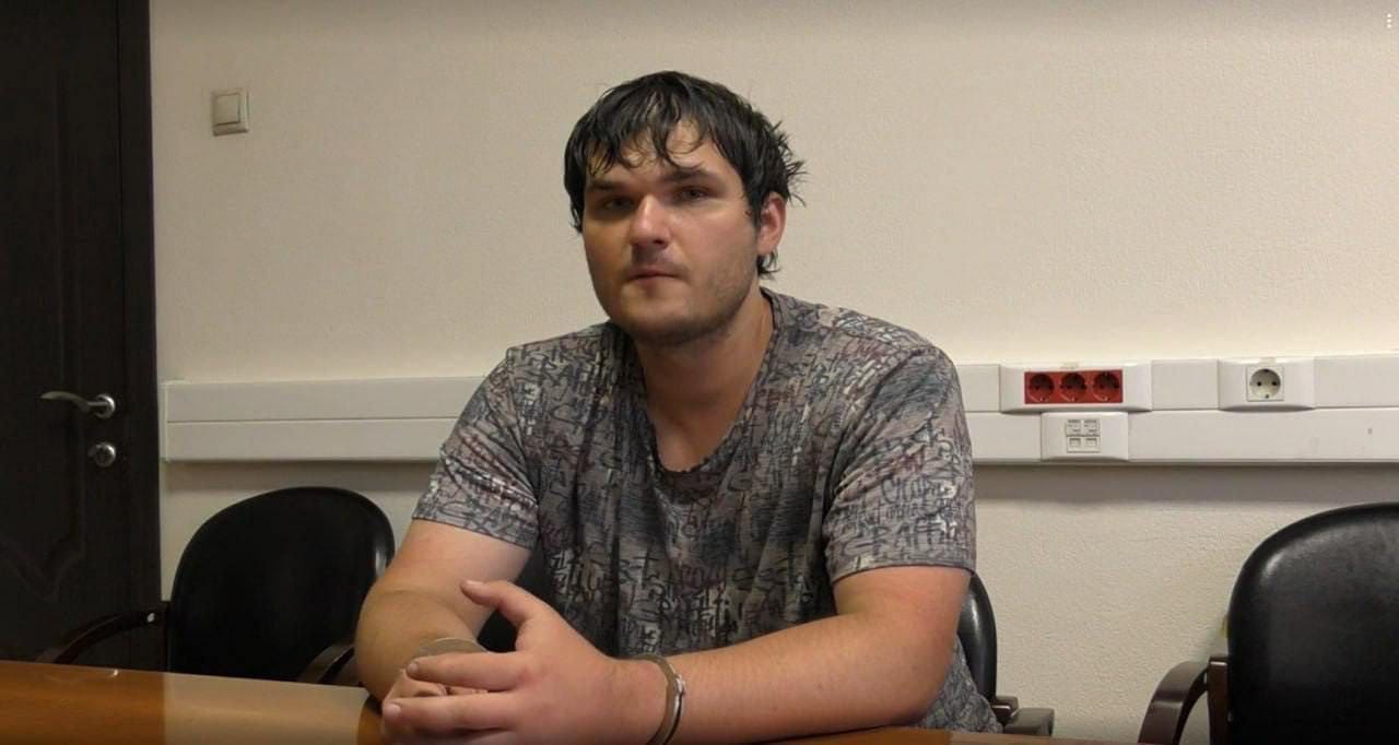 Подозреваемого в подрыве автомобиля сотрудника ГРУ в Москве Евгения Серебрякова доставили в Россию — МВД