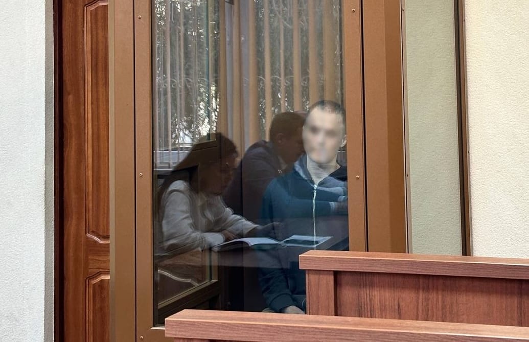 Американца, пытавшегося вывезти своего сына из Калининграда, российский суд приговорил к шести годам колонии