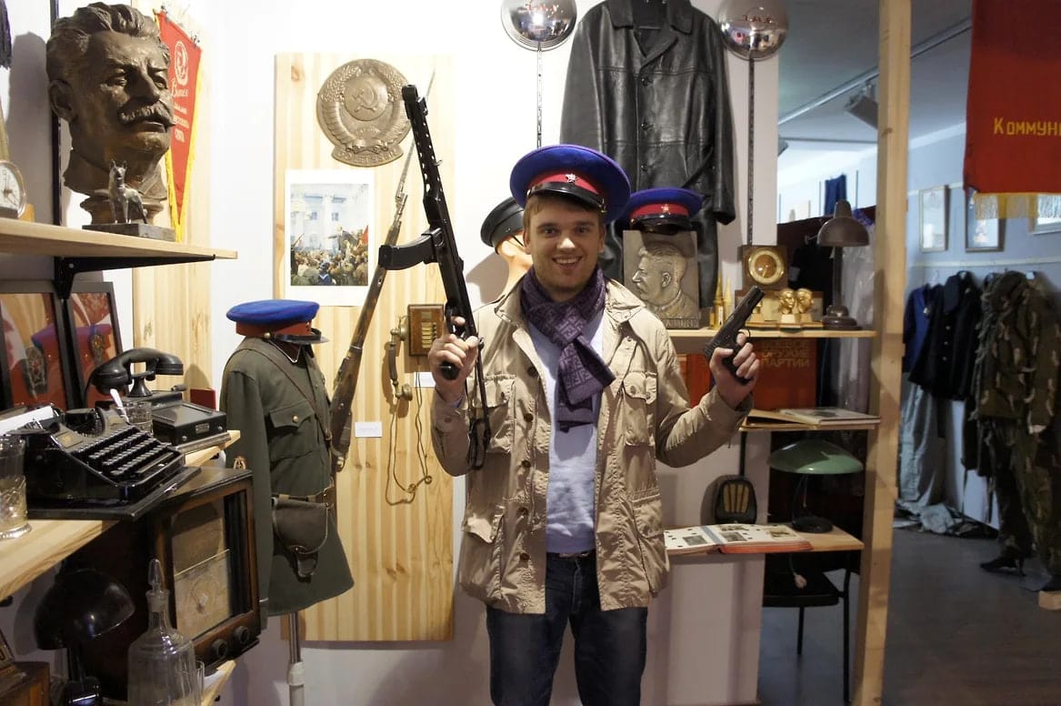 «Ъ»: Пермский повар из расследования The Insider, которого обвинили в шпионаже, вышел из французской тюрьмы