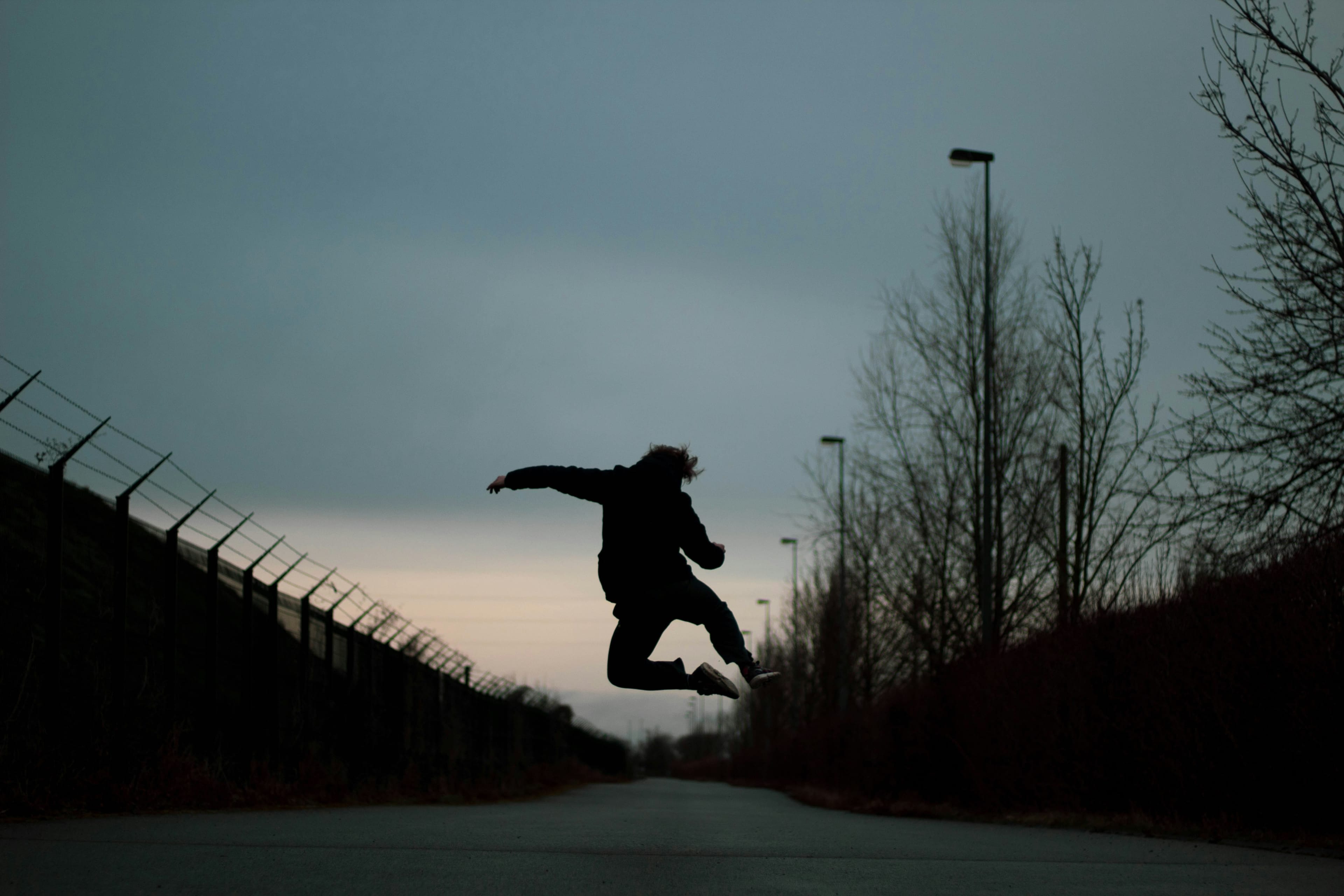 Шесть заключенных сбежали из исправительной колонии № 2 в Липецке через подкоп