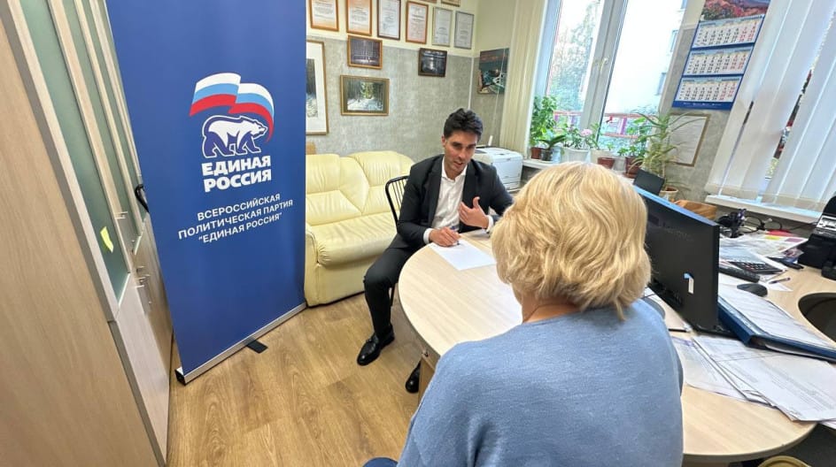 «Сирена»: Фирмы Ротенберга, ведущий бизнес с дочкой генерала ФСБ комбинат и регионы финансируют «Единую Россию» 