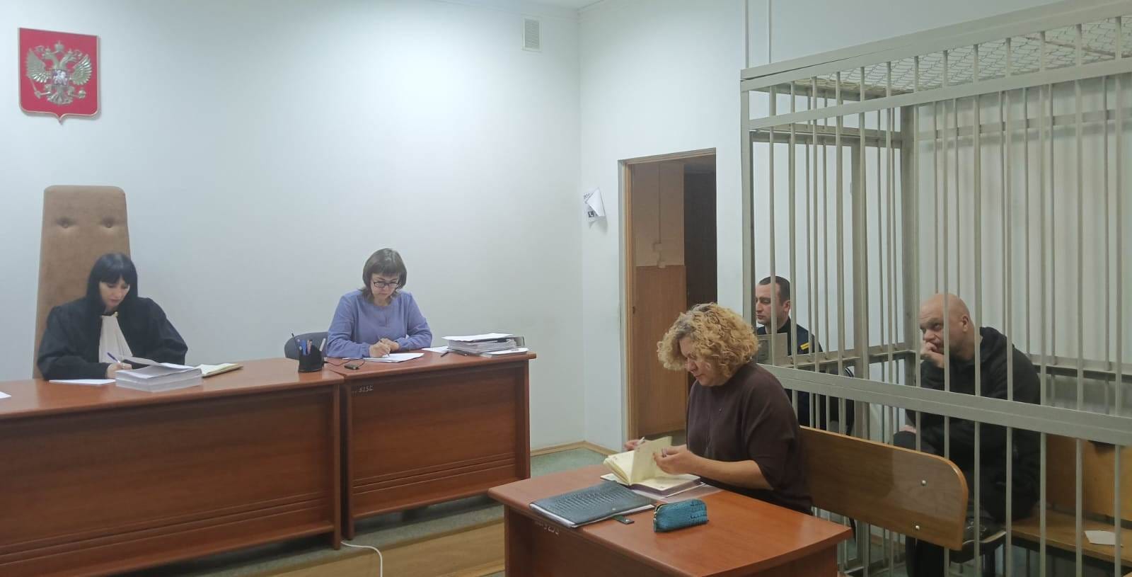 Суд в Тульской области приговорил мужчину к четырем годам в колонии за размещение в Facebook материалов в поддержку ВСУ