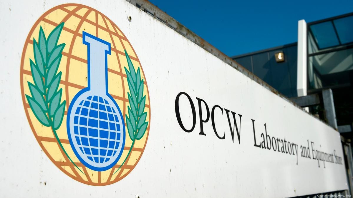ОЗХО нашла на поле боя в Украине запрещенное для боевого применения химическое вещество  