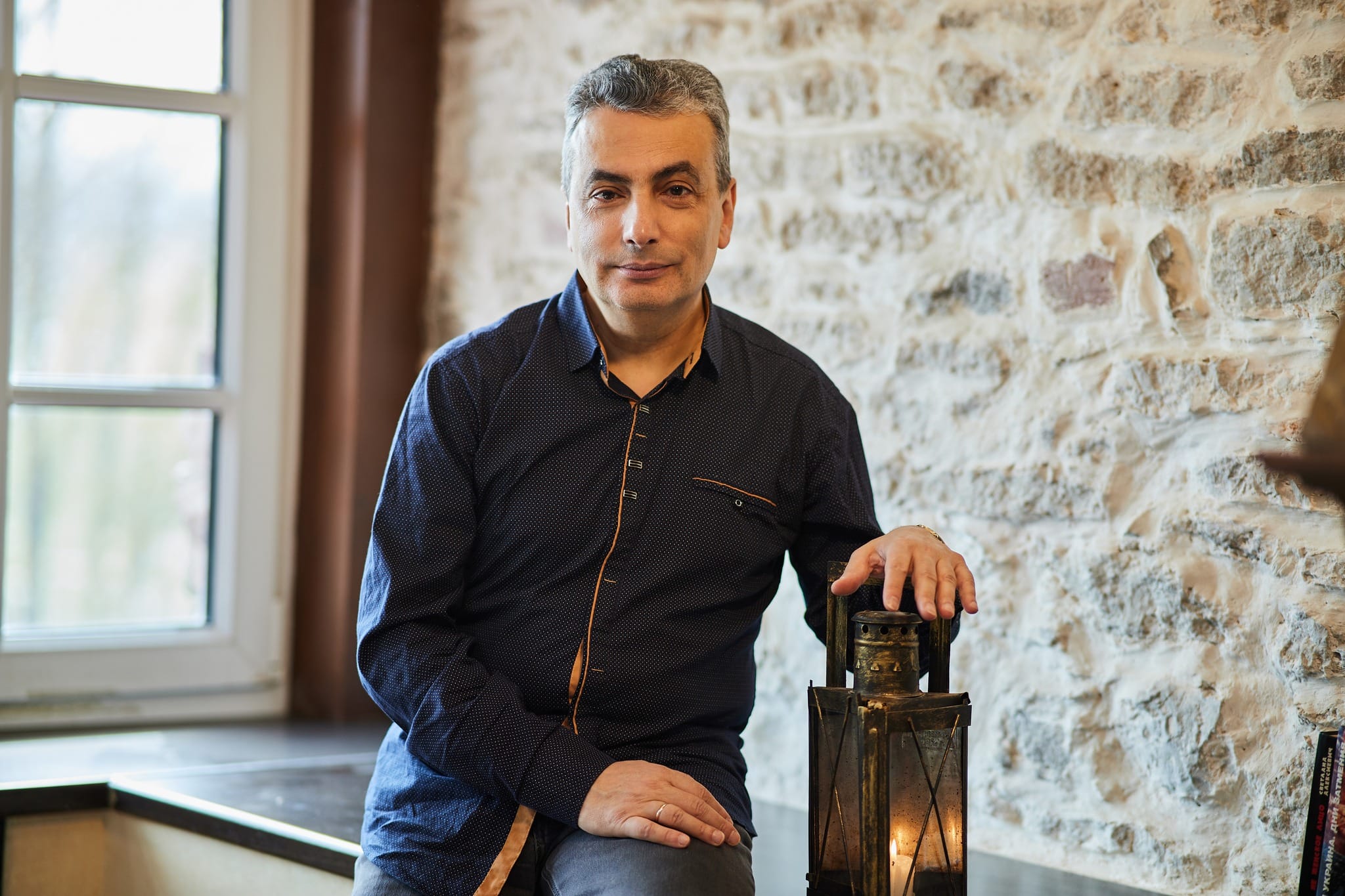 Политика Льва Шлосберга задержали в аэропорту Пскова, но отпустили, изъяв технику