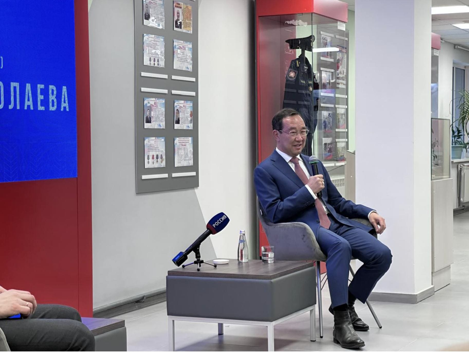 «Жить стало даже лучше!» Глава Якутии, ранее выступавший за прямые выборы глав муниципалитетов, поддержал их отмену