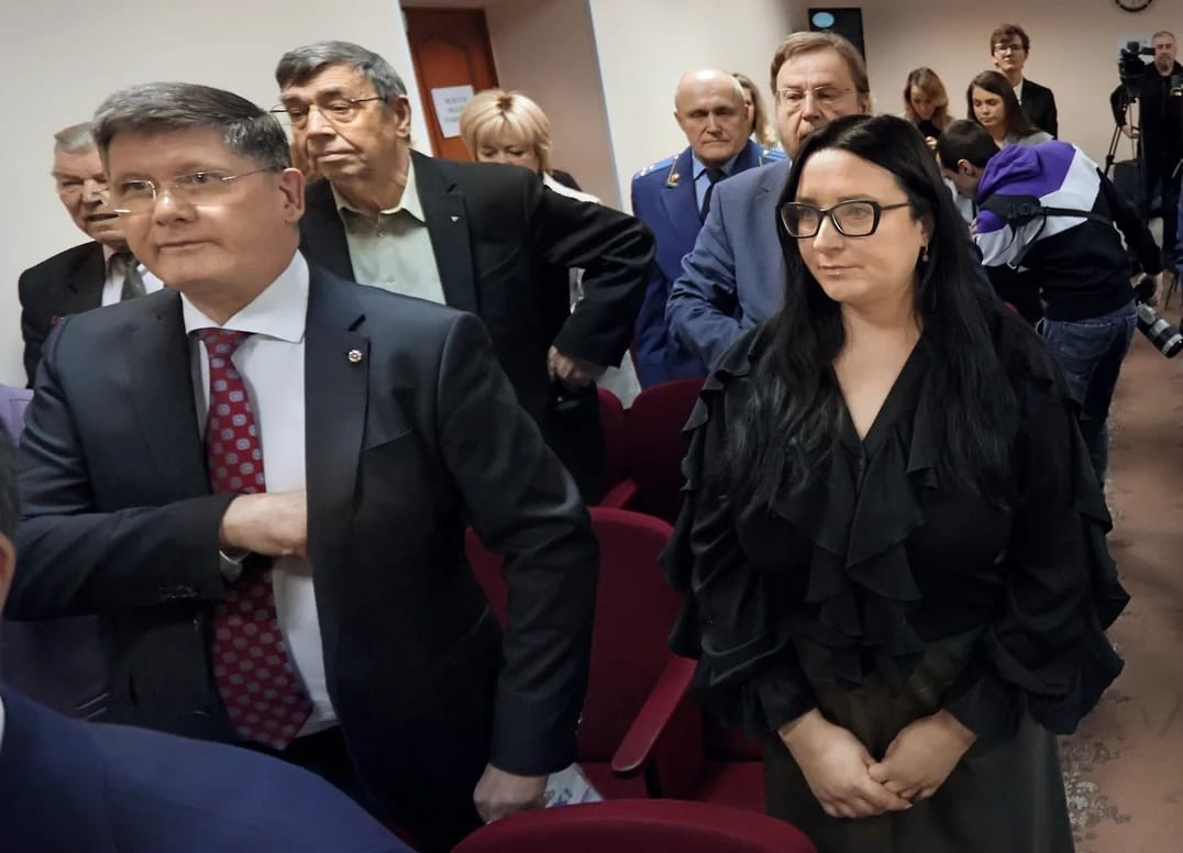 Депутаты думы уральского города Берëзовского выбрали новым мэром жену водителя предыдущего, несмотря на ее сопротивление