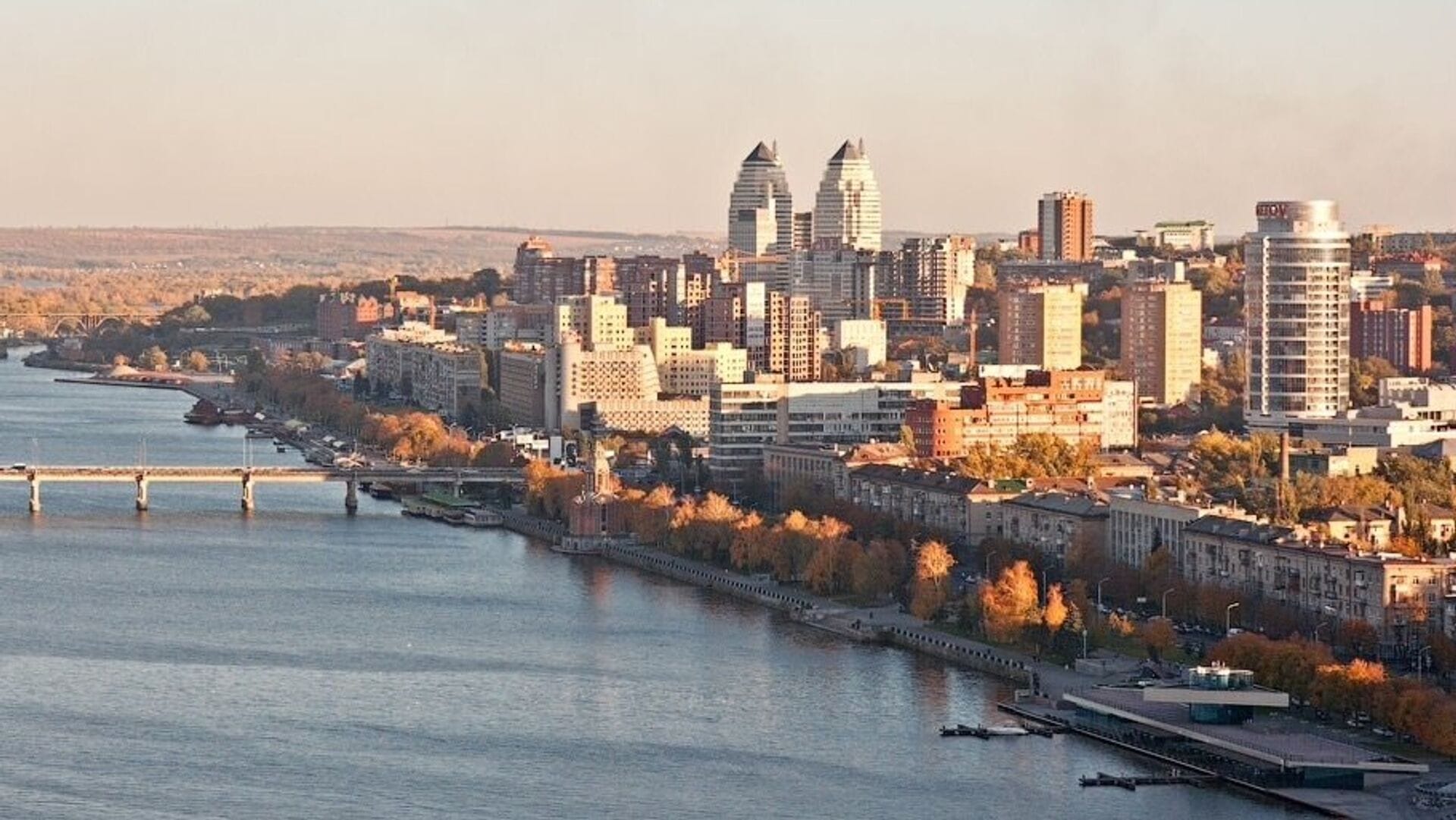 Россия активизировала наступление по всей линии фронта и готовится войти в Днепропетровскую область — CNN