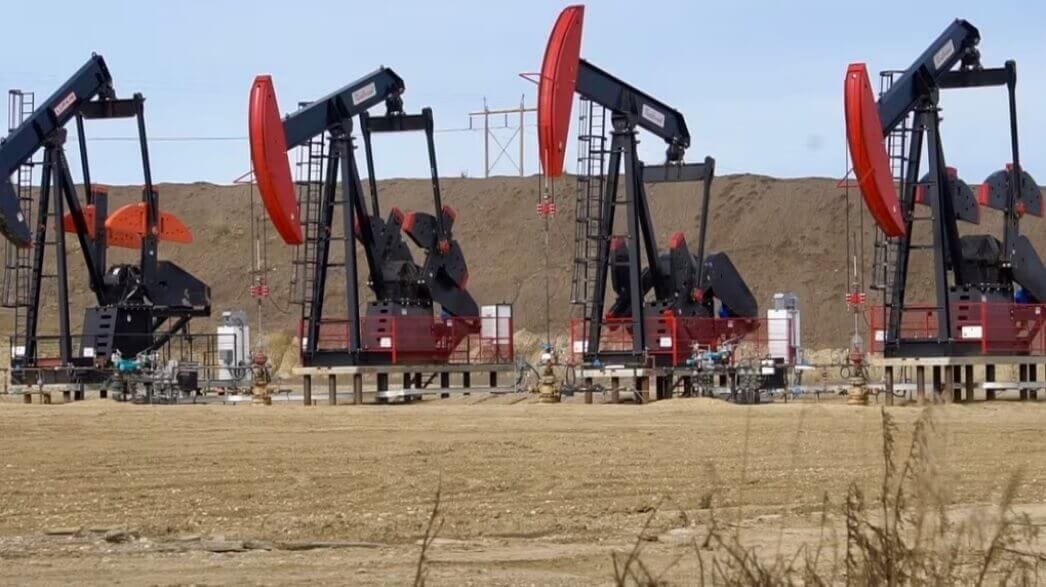 Китай на 90% нарастил закупки нефти у Канады и сильно сократил у США на фоне торговой войны Трампа — Bloomberg