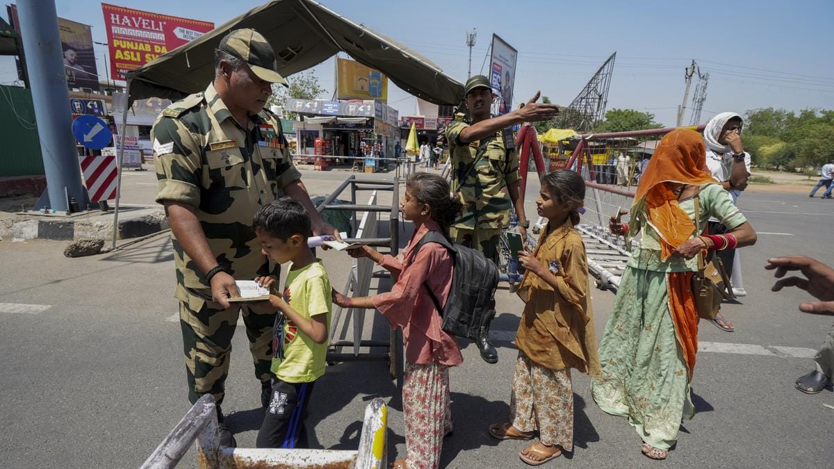 Все граждане Пакистана, обязанные покинуть Индию из-за аннулирования виз после теракта в Джамму и Кашмире, выехали из страны